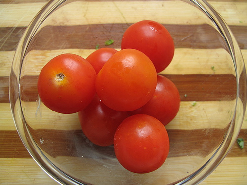 
  Skin Tomatoes